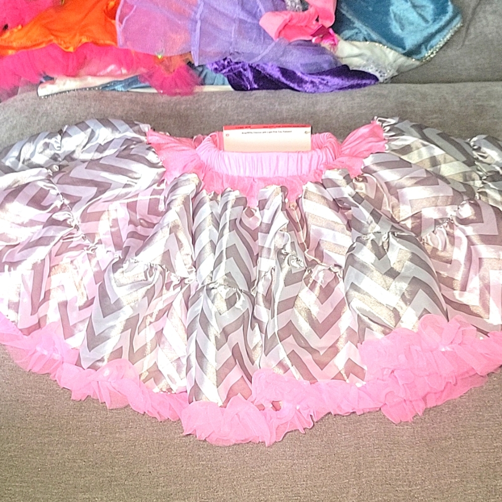 New w/tags giant goofy tutu Sz Small (1-3) Tutu Couture